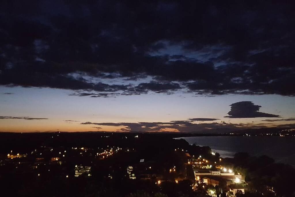 Bellavista La Tua Romantica Vacanza Sul Trasimeno Castiglione del Lago Exteriör bild